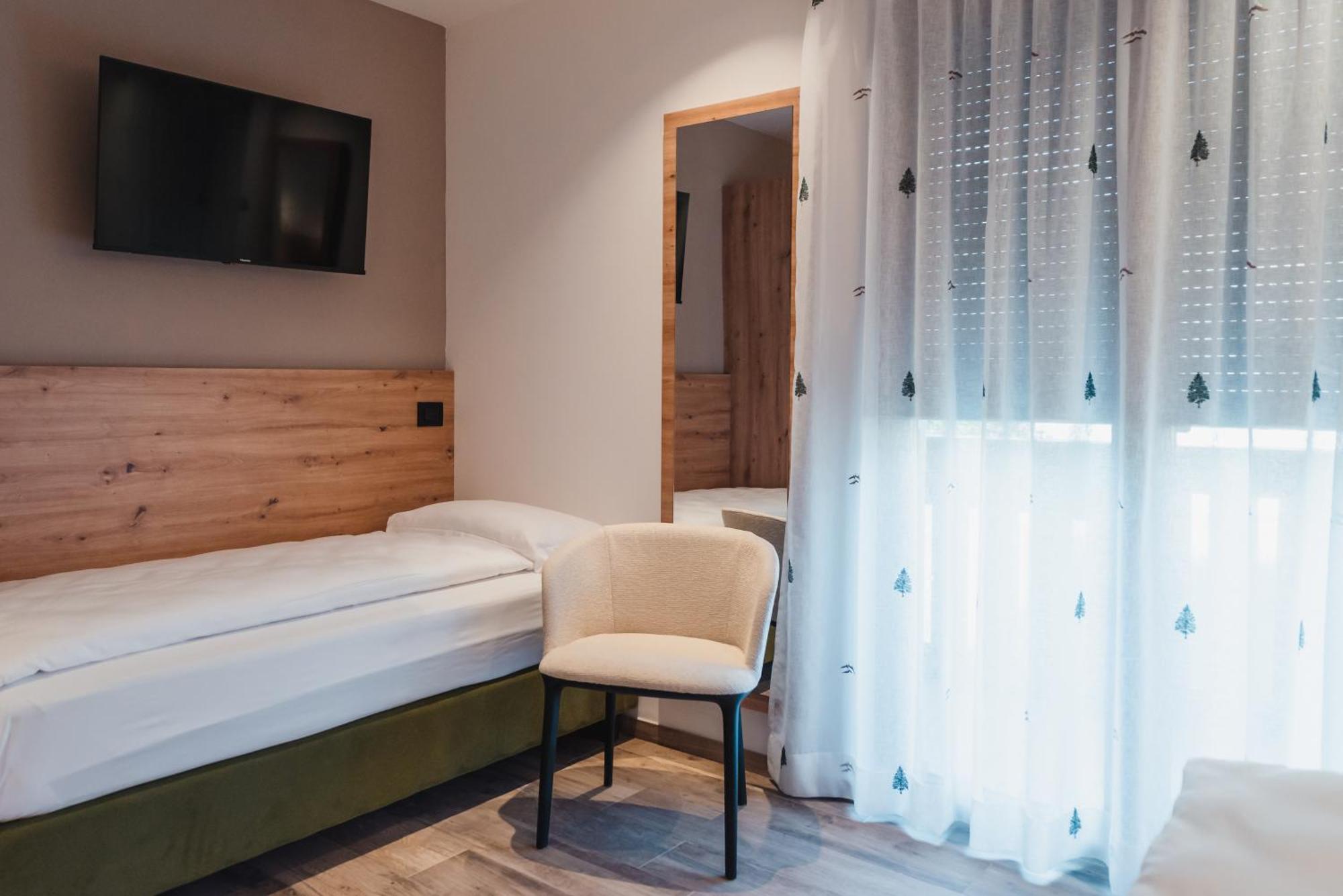 Suan Hotel Ziano di Fiemme Екстериор снимка